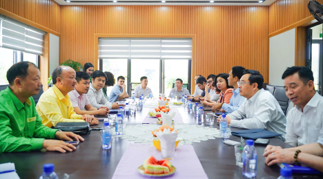 Toàn cảnh buổi làm việc