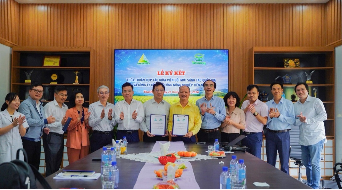 Lễ ký kết thoả thuận hợp tác giữa Viện Đổi mới Sáng tạo Quốc gia và Công ty Cổ phần Công Nông nghiệp Tiến Nông